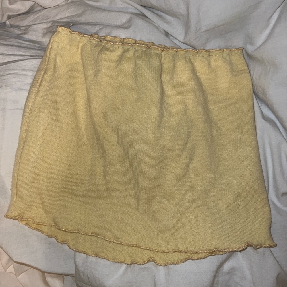 Tiger mist mini yellow skirt size small - best fits an XS